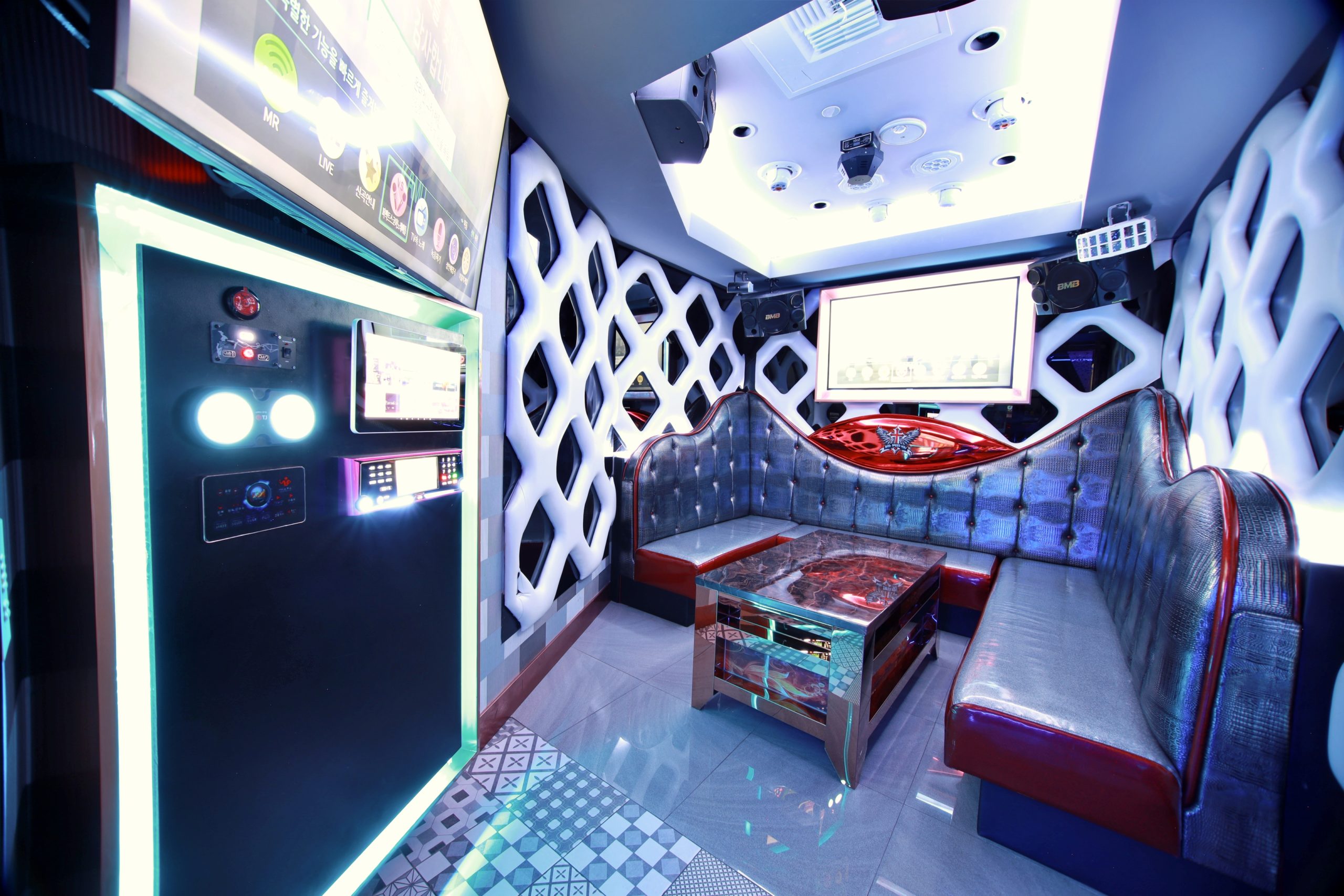 room 8