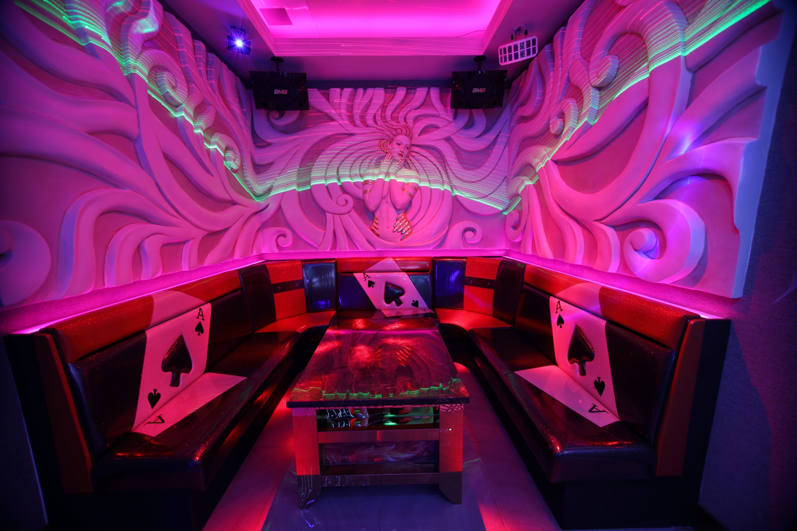 room 9